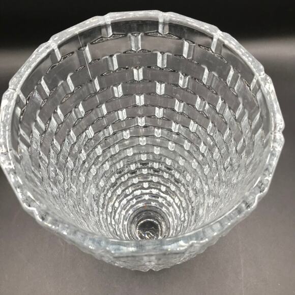 Mikasa Crystal Palazzo 12" Basketweave Pattern Vase Large - Picture 4 of 8